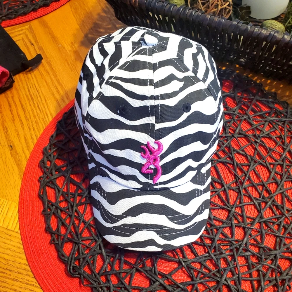 Hat - Picture 1 of 3